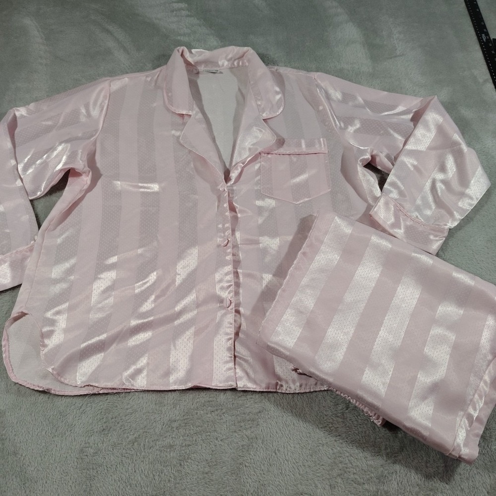Kathryn 2 Piece Pajama Set Ladies Pink L Satin Long Sleeve Button Up Vacation